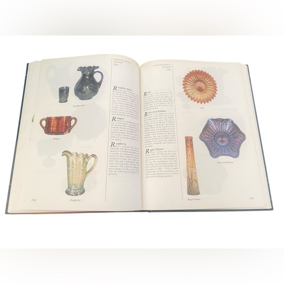 Standard Encyclopedia of Carnival Glass 5th Edition book by Bill Edwards 1996 - Picture 7 of 7